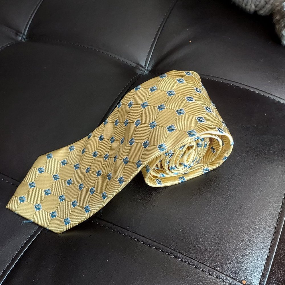 New W/Tags Jos. A. Bank  Executive Collection  Yellow and Blue Silk Neck Tie